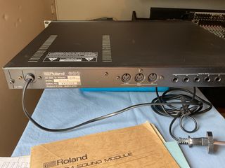 Roland U-110 Módulo de Sonido PCM