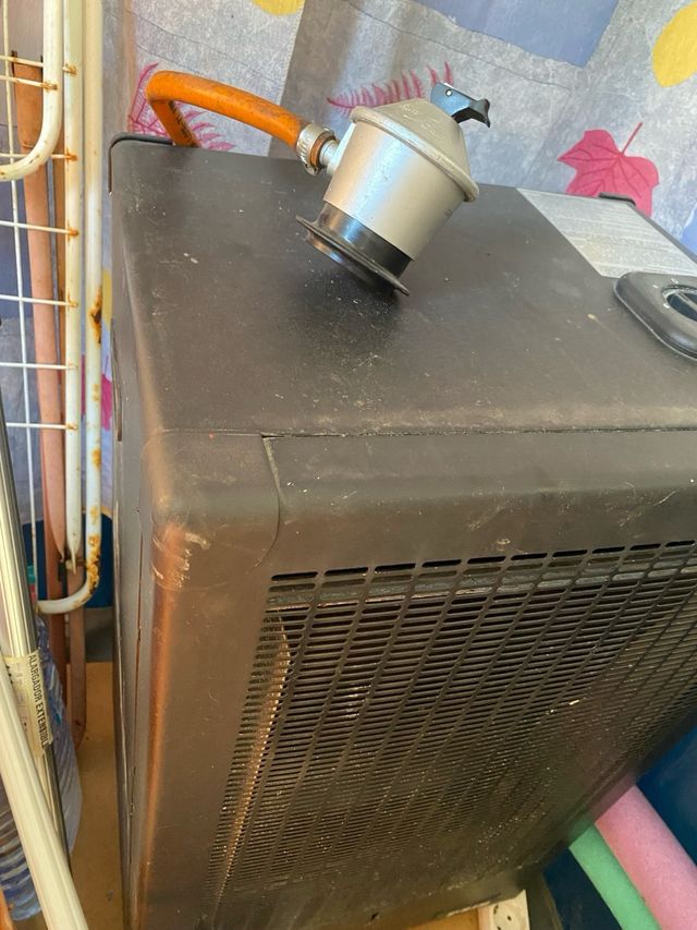 Estufa catalítica negra