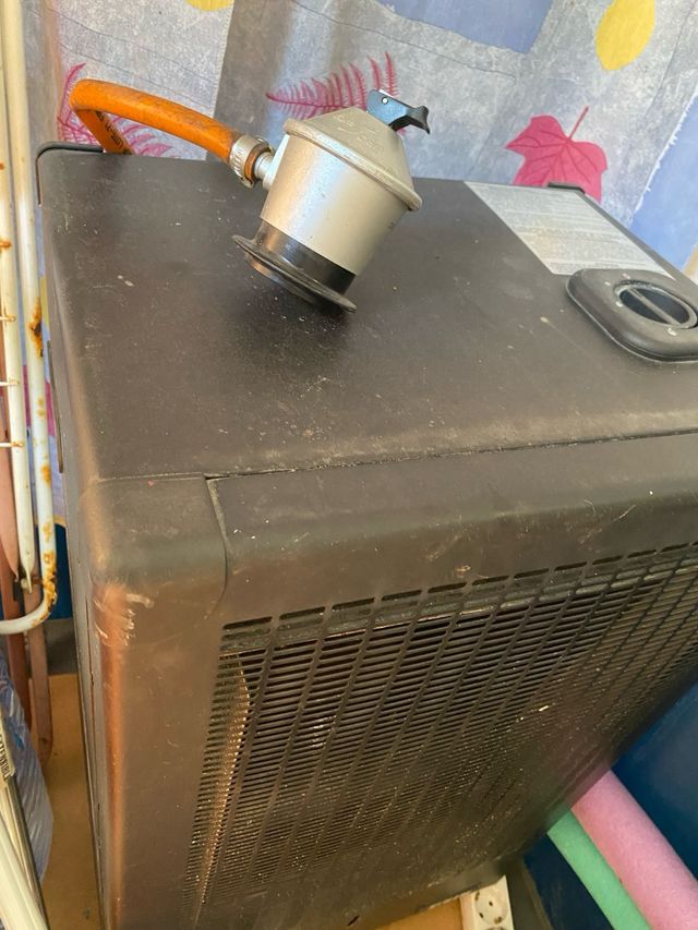 Estufa catalítica negra