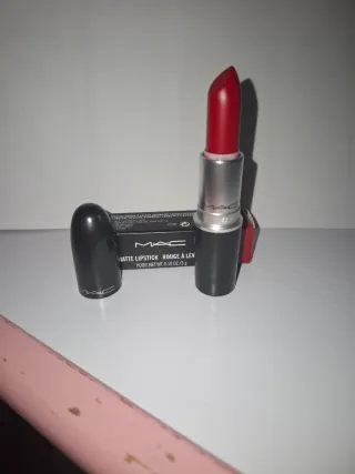 MAC Barra de Labios Roja