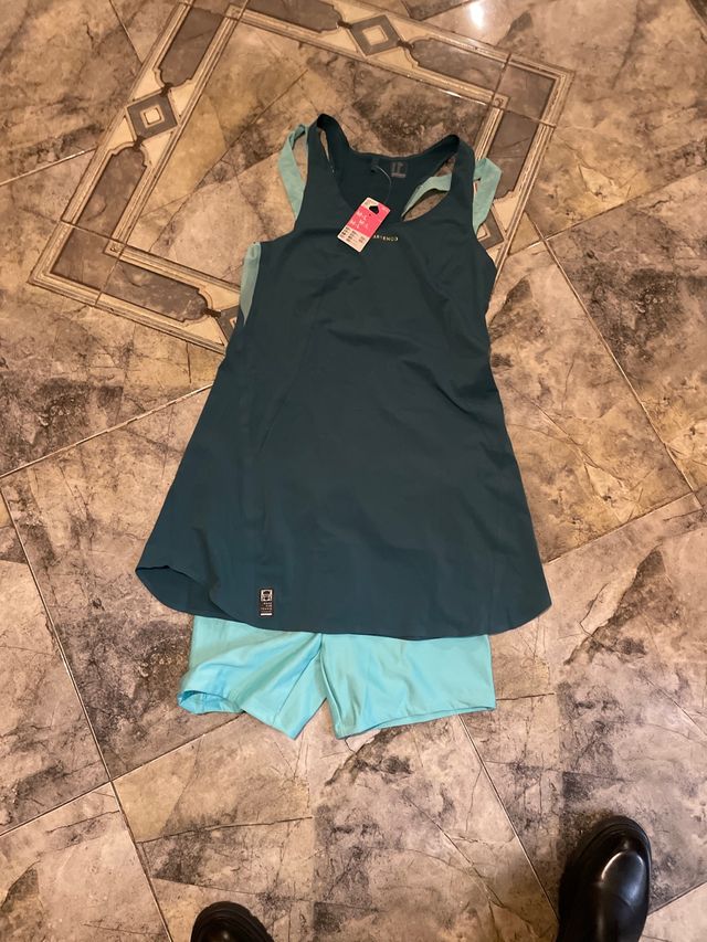 Vestido pádel verde con mallas talla M-L
