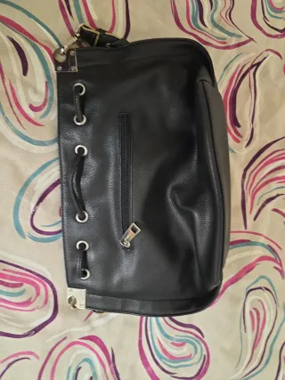 Borsa Guess Nera con Coulisse