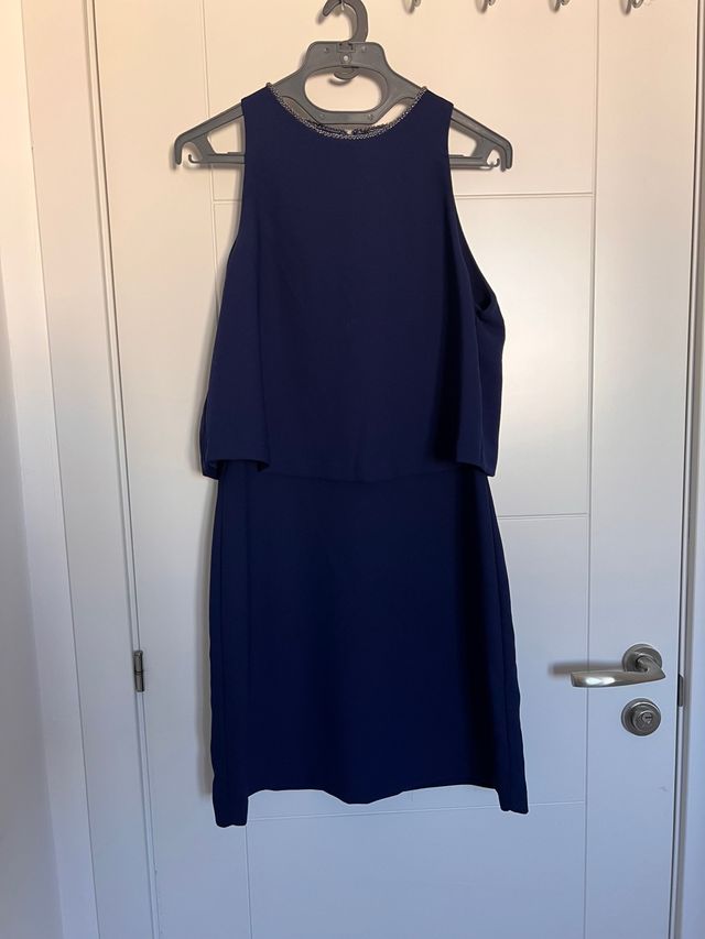 Vestido azul con pedrería