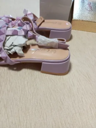 Sandalias Ciaodea Moradas Tachuelas