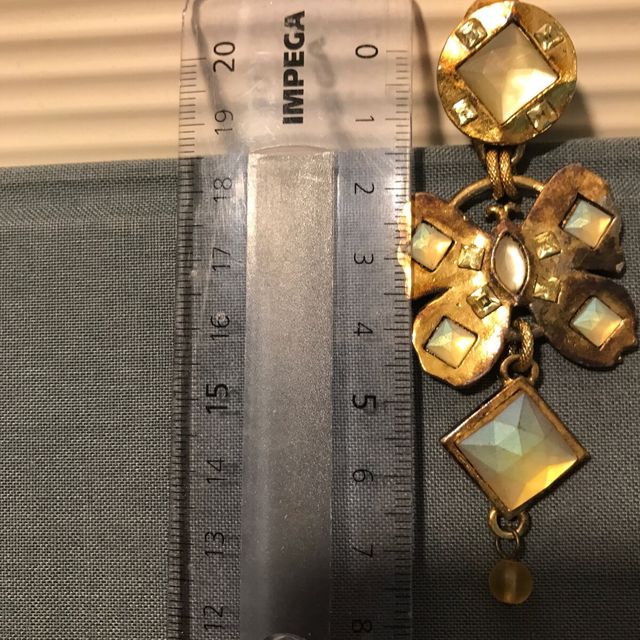 Pendientes mariposa grandes dorados