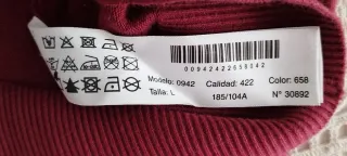 Jersey Massimo Dutti con capucha rojo