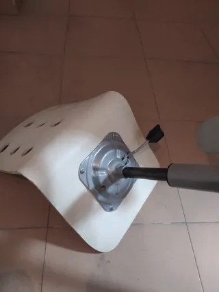 Silla giratoria Ikea Jules blanca