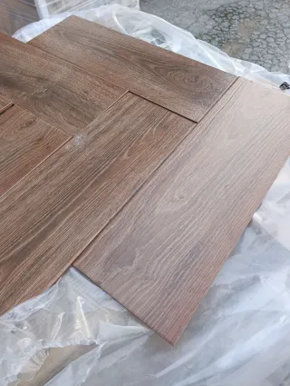 Gres imitación madera primera calidad