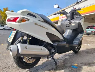 Suzuki Burgman 125