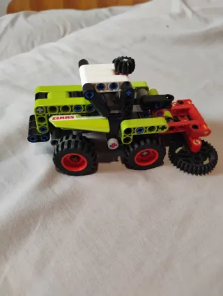 Lego Technic 42102 Mini Claas