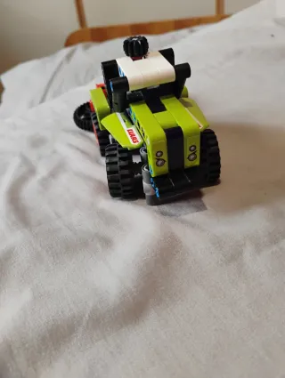 Lego Technic 42102 Mini Claas