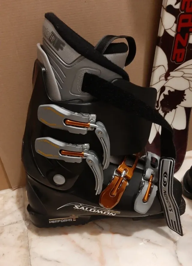 Botas y Esquís de Nieve