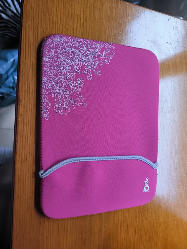 Funda para tablet o portátil Q