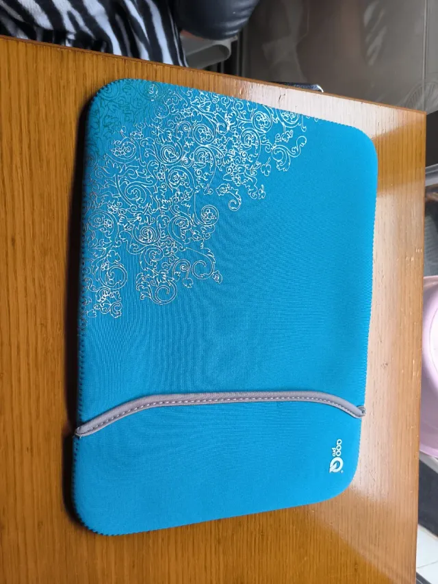 Funda para tablet o portátil Q