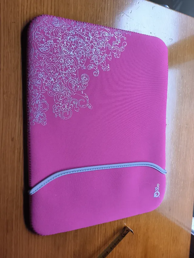 Funda para tablet o portátil Q