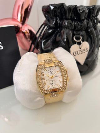 Reloj Guess Dorado con Cristales