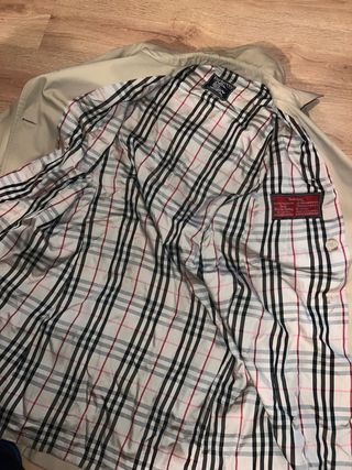 Gabardina Burberry Beige