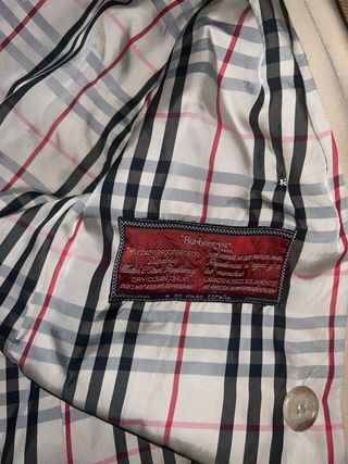 Gabardina Burberry Beige