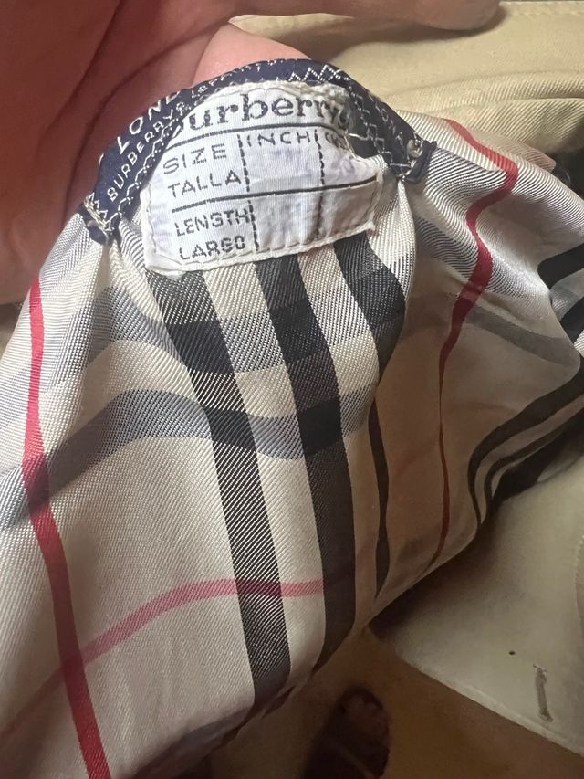 Gabardina Burberry Beige