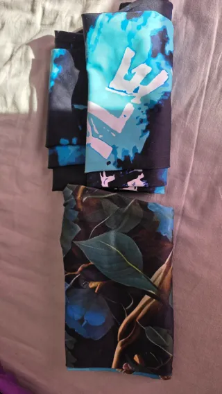 Leggings con estampado floral y abstracto