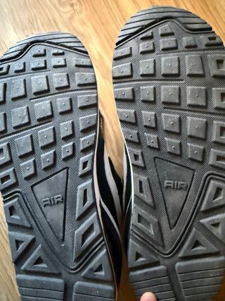 Zapatillas Nike Air Max Negras y Blancas