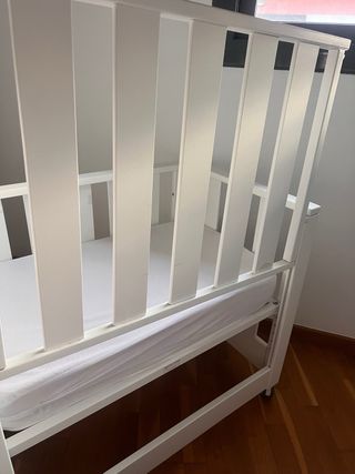 Cuna colecho blanca + colchón en perfecto estado