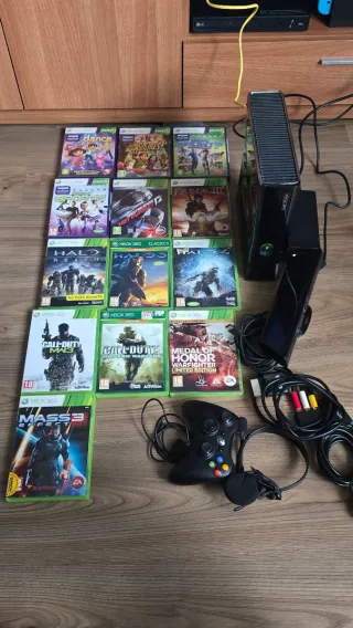 Xbox 360 256GB + 10 Juegos + 2 Mandos + Kinect