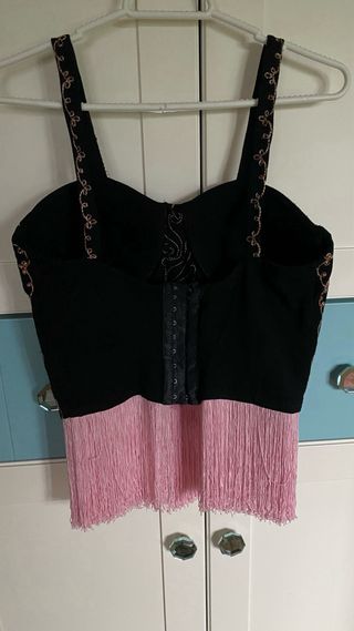 Corsé pedrería con flecos rosa