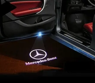 MERCEDES BENZ LUZ CORTESÍA LOGO MERCEDES