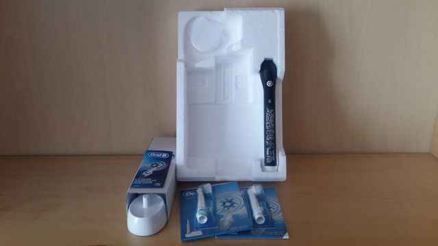 Oral-B SmartSeries Teen Sensi Ultrathin Spazzolino