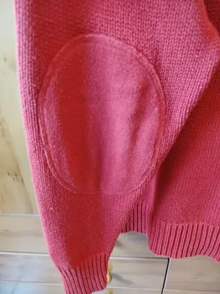 Jersey Tommy Hilfiger Rojo. Es talla XL de niño