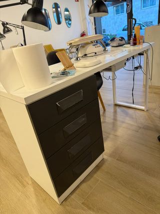 Tavolo per manicure con aspiratore Teri