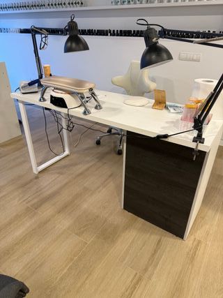 Tavolo per manicure con aspiratore Teri