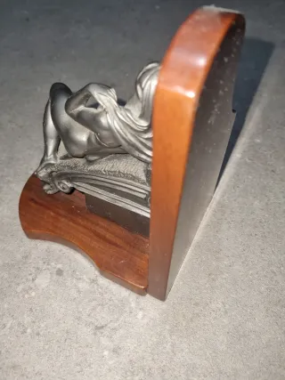 Coppia fermalibri in legno e metallo