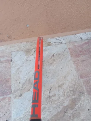 Raqueta de Tenis Head MP de color naranja