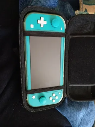 Nintendo Switch Lite + Animal Crossing
