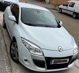 Renault Megane coupe 2010