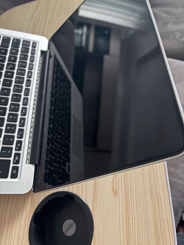 MacBook Pro Intel Core i5 8GB RAM 128GB SSD