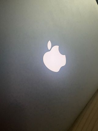 MacBook Pro Intel Core i5 8GB RAM 128GB SSD