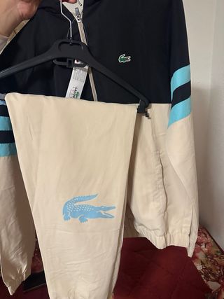 Conjunto chándal beige y negro