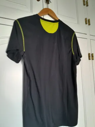 Camiseta M Hombre Negra Detalles Verdes