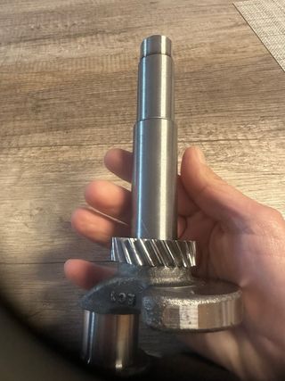 Albero motore per tosaerba