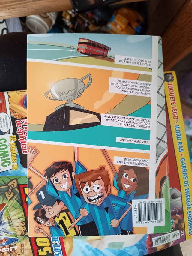 Los Futbolísimos 2: El misterio de los siete goles en propia puerta (Spanish Edition)