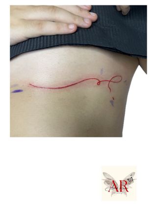 •Oferta Especial : 2 Tatuajes x 50€ / 4 x 90€.