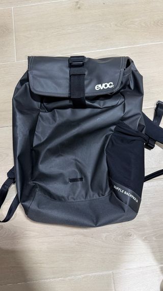 Mochila EVOC Negra Duffle 26L