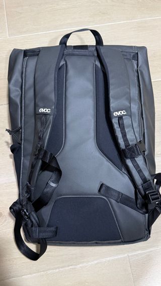 Mochila EVOC Negra Duffle 26L