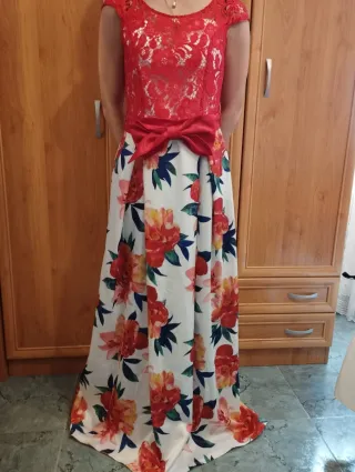 Vestido fiesta/boda rojo y floral