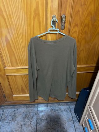 Camiseta H&M manga larga unisex marrón XXL