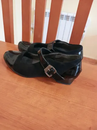 Zapatos negros Mary Jane charol