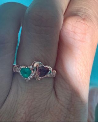 Anillo Plata Corazón Turmalina y Esmeralda